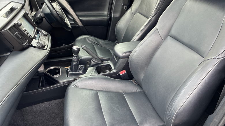 Toyota RAV4 2.0 D-4D Excel 5dr 2WD Diesel Estate